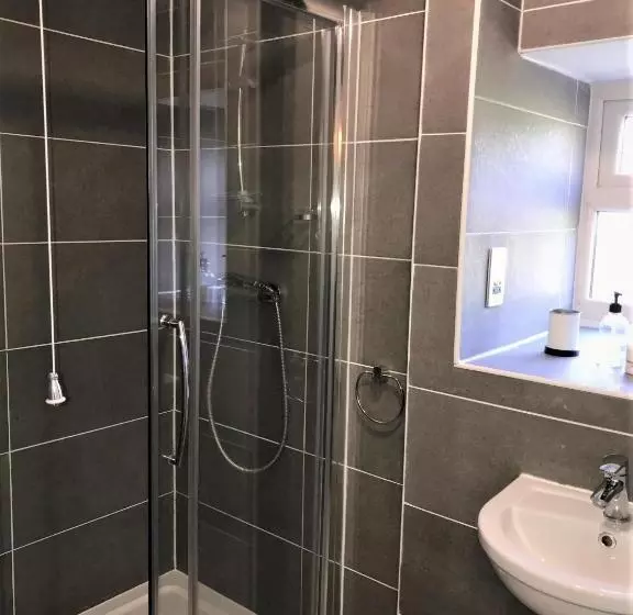 ホテル Cotswold Merrymouth Inn