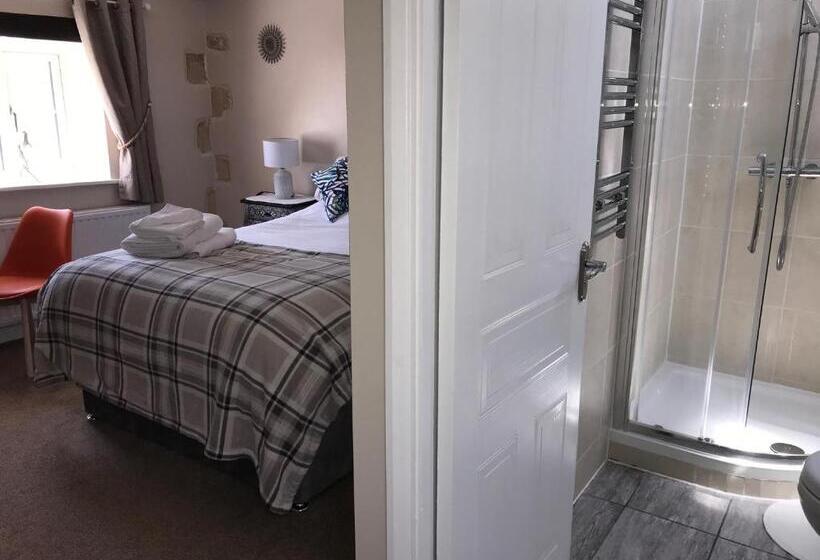 ホテル Cotswold Merrymouth Inn