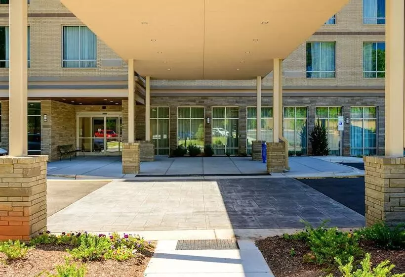 Hotelli Courtyard By Marriott Raleigh Cary Crossroads