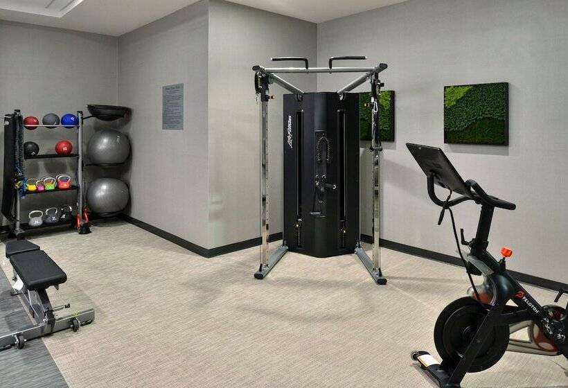 فندق Courtyard By Marriott Raleigh Cary Crossroads