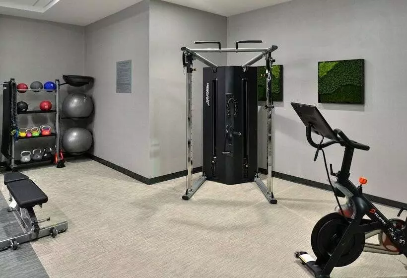 Hotelli Courtyard By Marriott Raleigh Cary Crossroads