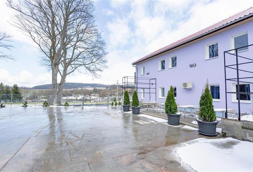 胶囊酒店 Hostel Iron Cube