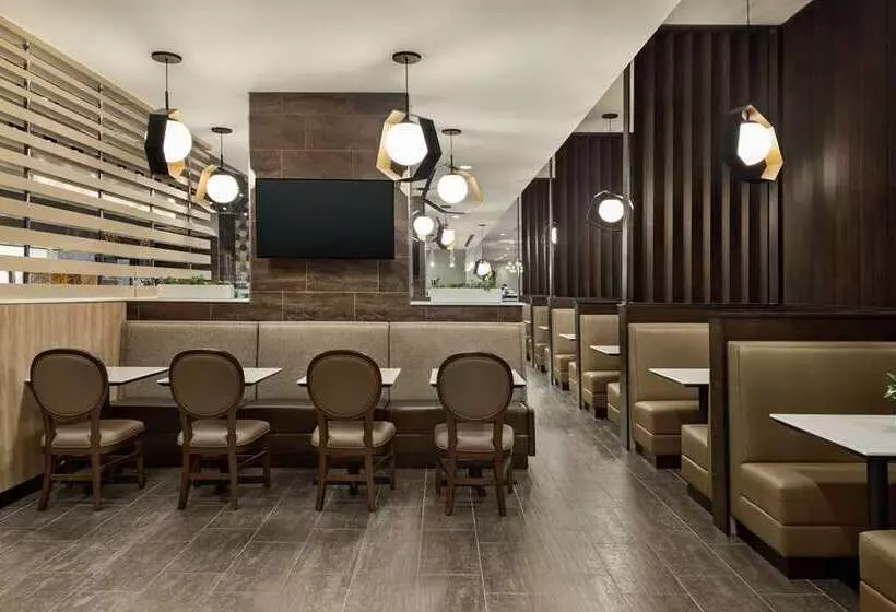 ホテル Embassy Suites By Hilton Round Rock