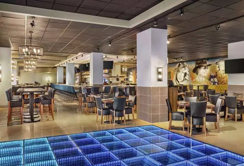ホテル Embassy Suites By Hilton Round Rock