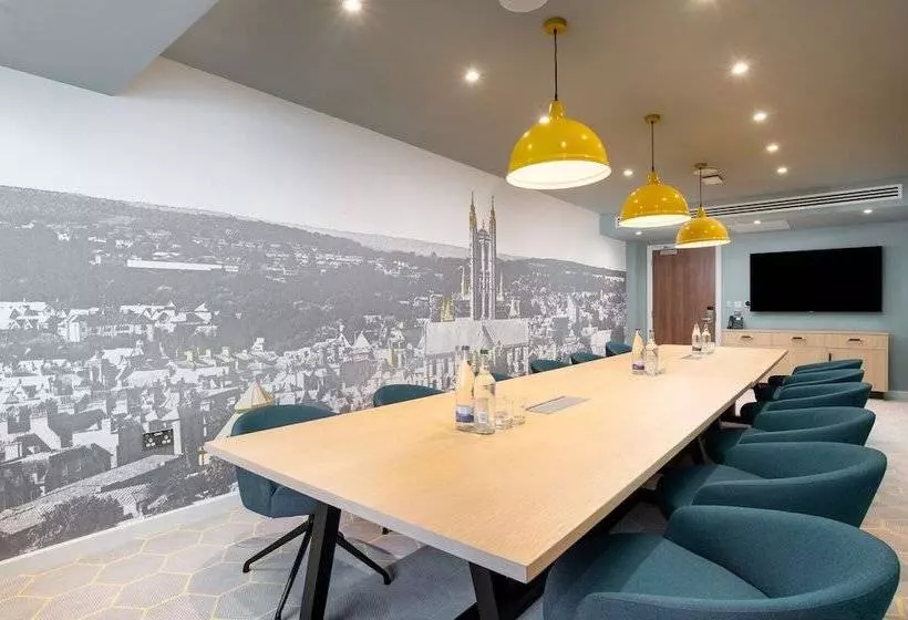 Hotelli Hampton By Hilton Canterbury