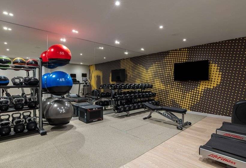 فندق Hampton By Hilton Canterbury