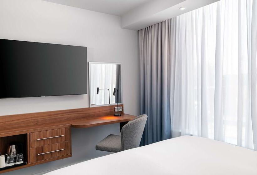فندق Hampton By Hilton Canterbury