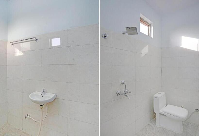 هتل Oyo Nod1223 Cross Town  & Restaurants