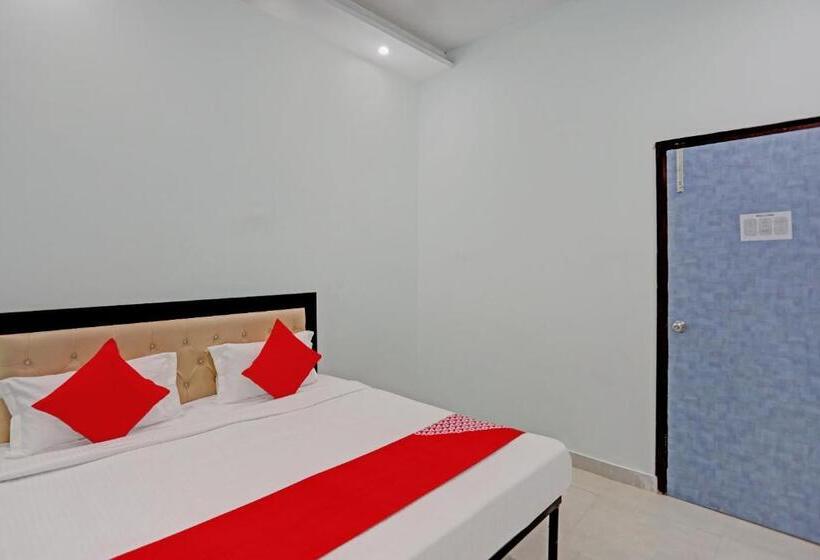 هتل Oyo Nod1223 Cross Town  & Restaurants