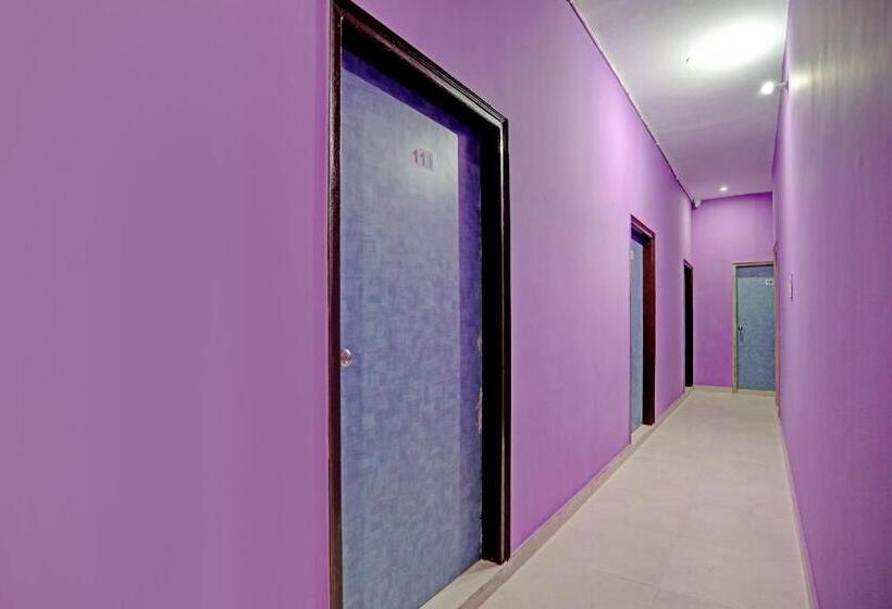 هتل Oyo Nod1223 Cross Town  & Restaurants