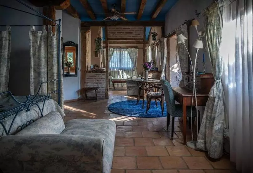 Hotelli Posada Restaurante Fuenteplateada