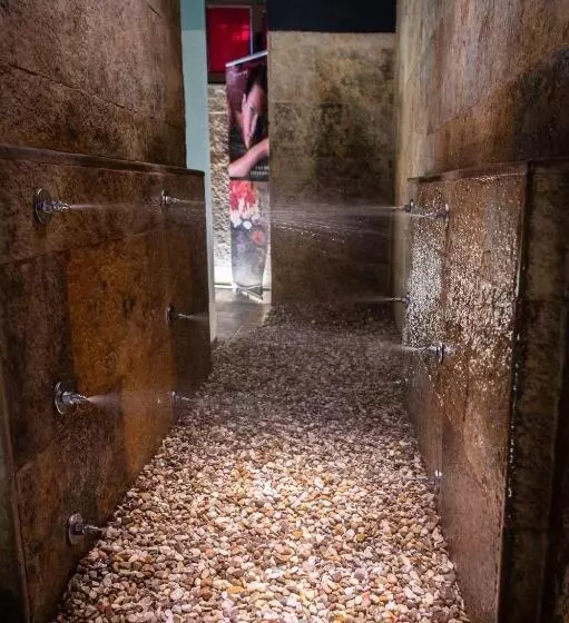 Hotelli Posada Restaurante Fuenteplateada