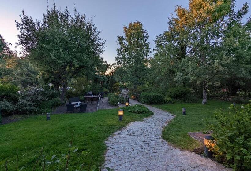 Hotel Posada Restaurante Fuenteplateada