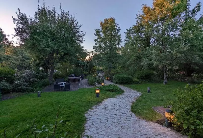 Hotelli Posada Restaurante Fuenteplateada