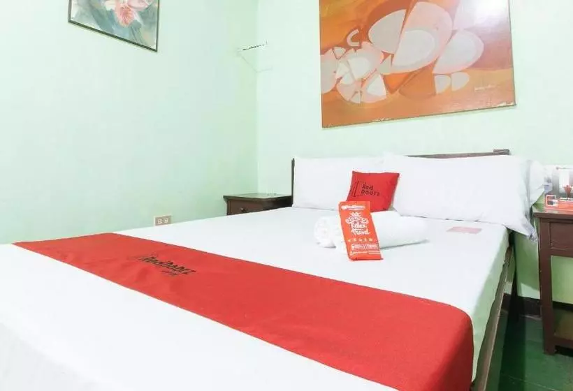 ホテル Reddoorz @ Gaea's Apartment Panglao