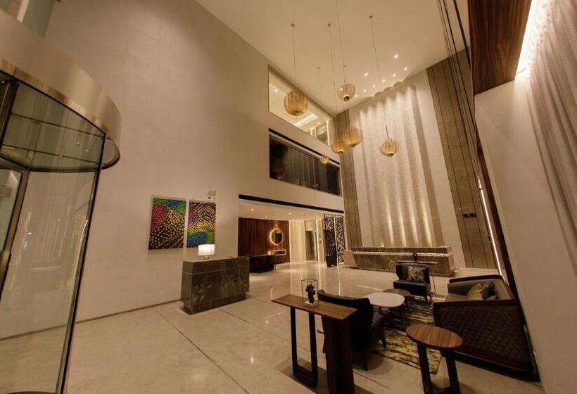 هتل Sayaji Jamnagar