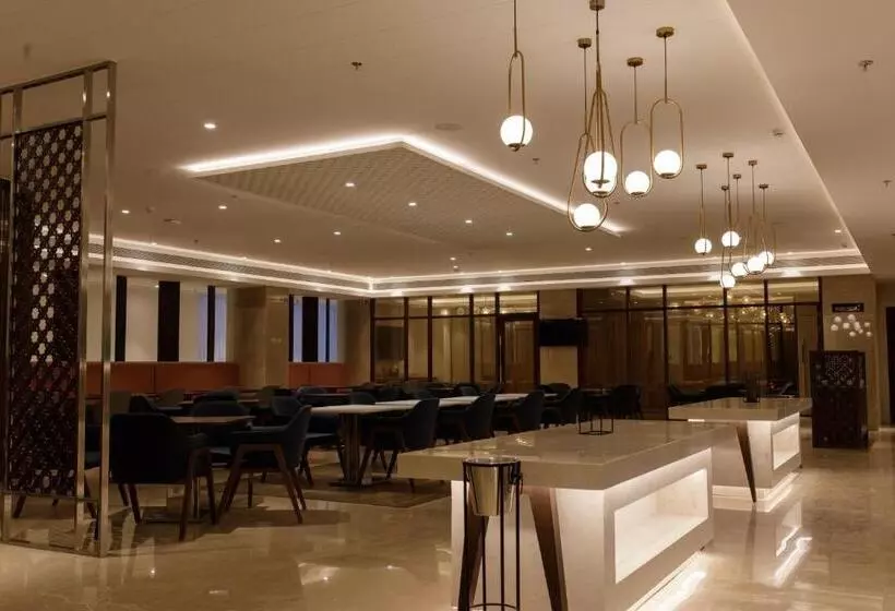 Hotel Sayaji Jamnagar