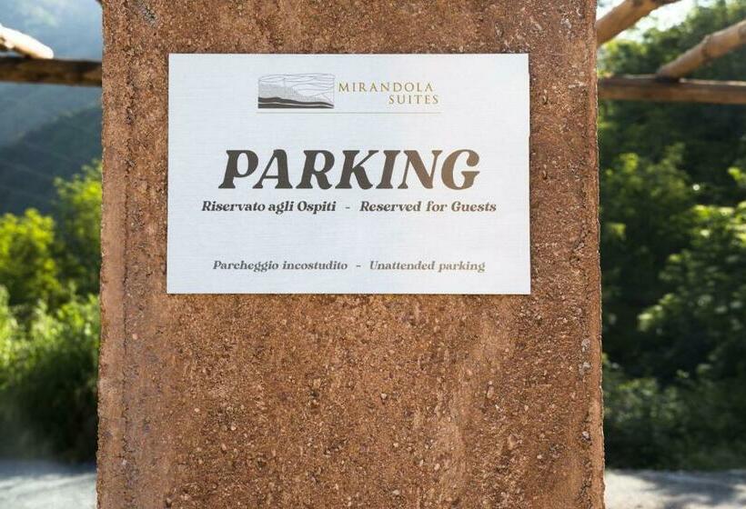 Mirandola Suites