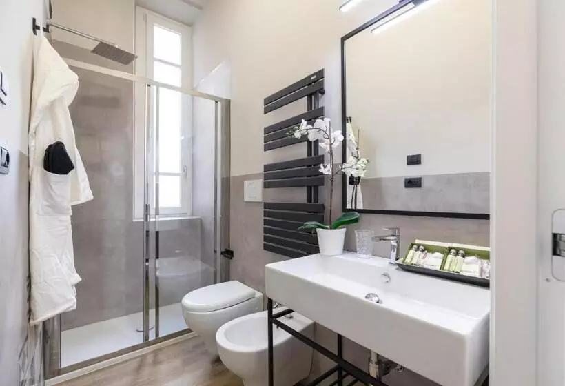 پانسیون Foresteria Di Piazza Cavour   Luxury Suites & Guest House