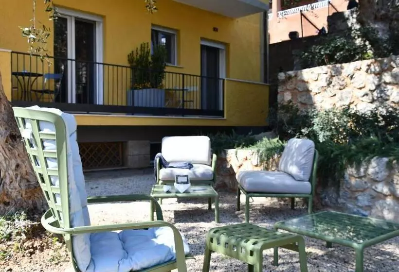 Aamiaismajoitus (B&B) 0.8 Guest House