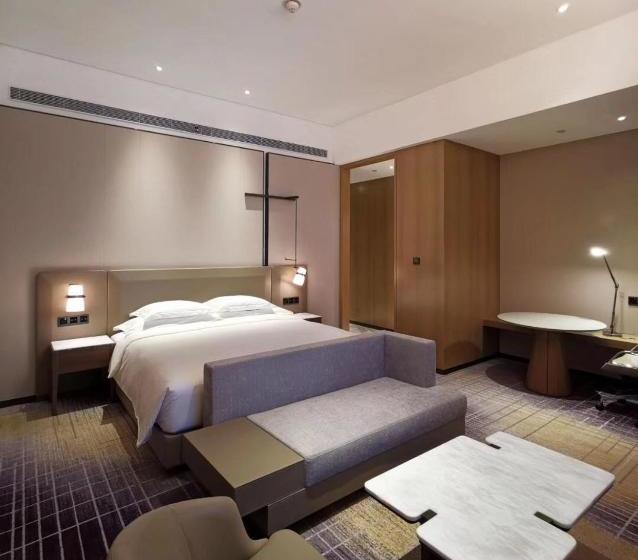 فندق Sunshine Plaza Taiyuan Downtown