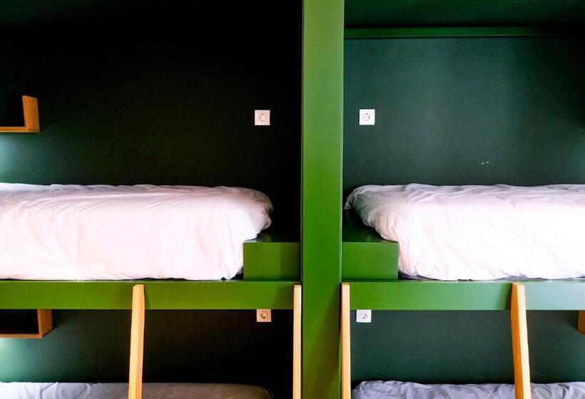 Mid Atlantic Boutique Hostel