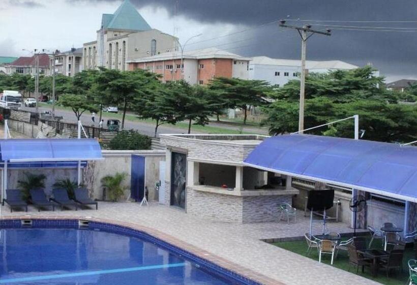 پانسیون Room In Lodge Grand Cubana Hotels Apartment