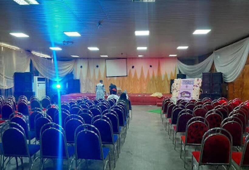 پانسیون Room In Lodge Premier Hotel Ibadan