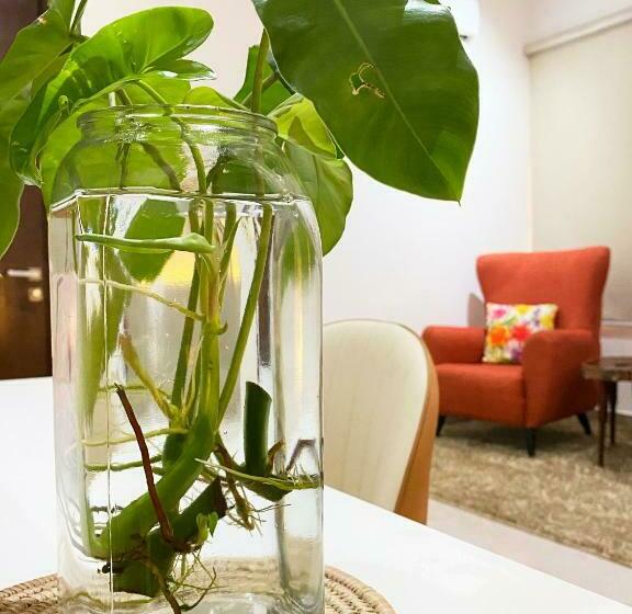 تختخواب و صبحانه The Studio @ No.5