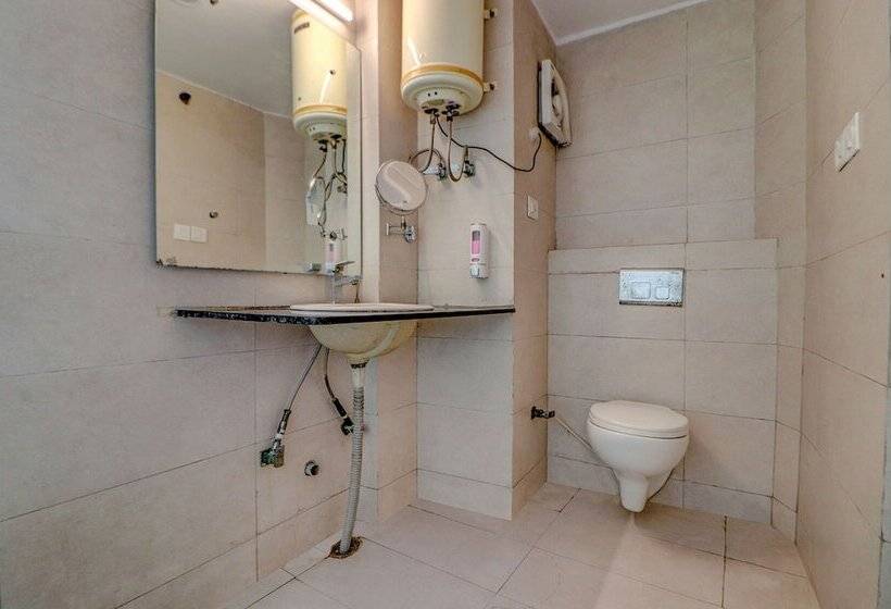 Fabhotel F9 Mall Road