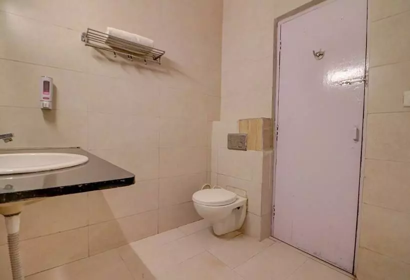 Fabhotel F9 Mall Road