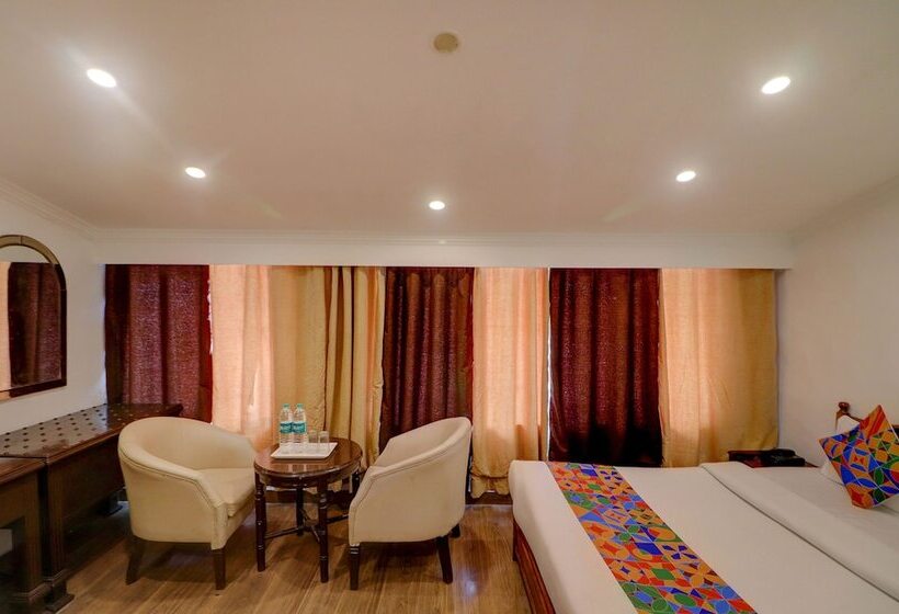 Fabhotel F9 Mall Road