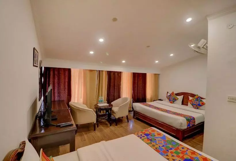 Fabhotel F9 Mall Road