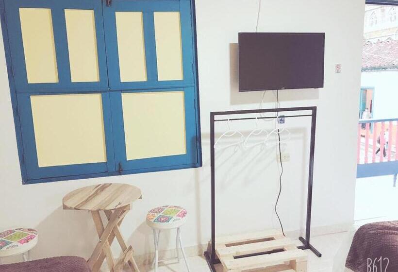 ベッドアンドブレックファースト Hospedaje Casa Rosa Jardín