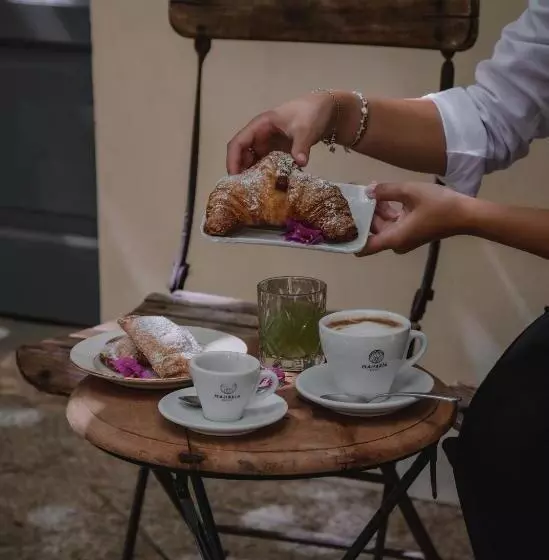 ベッドアンドブレックファースト Maharìa Bed & Wine