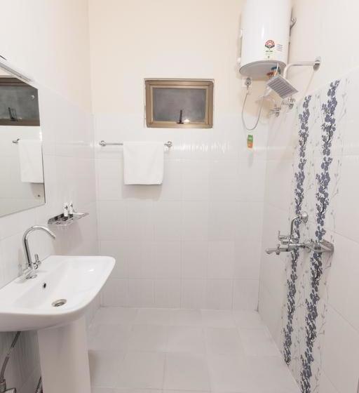 Bed and Breakfast Newest Deluxe Bnb, Ranee Bnb