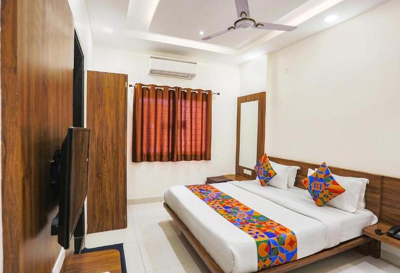 Fabhotel Balaji Paradise