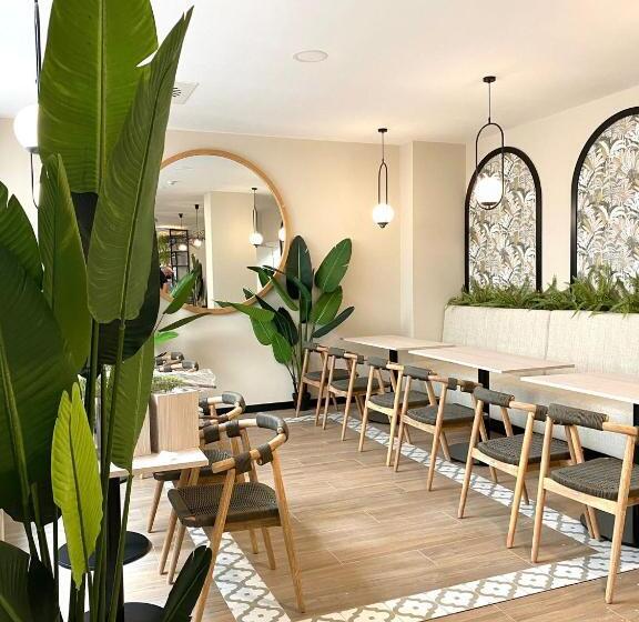 هتل Soho Boutique Cordoba