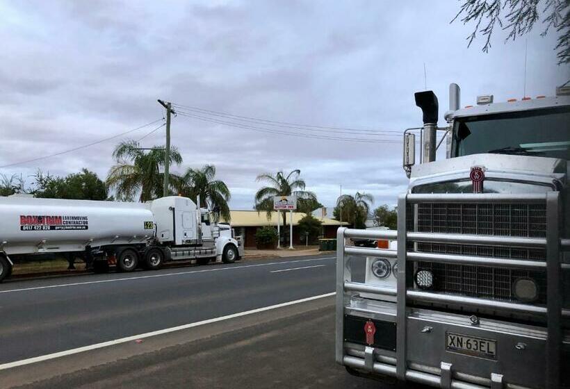 Мотель Country Roads