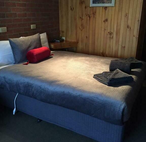 Мотель Country Roads