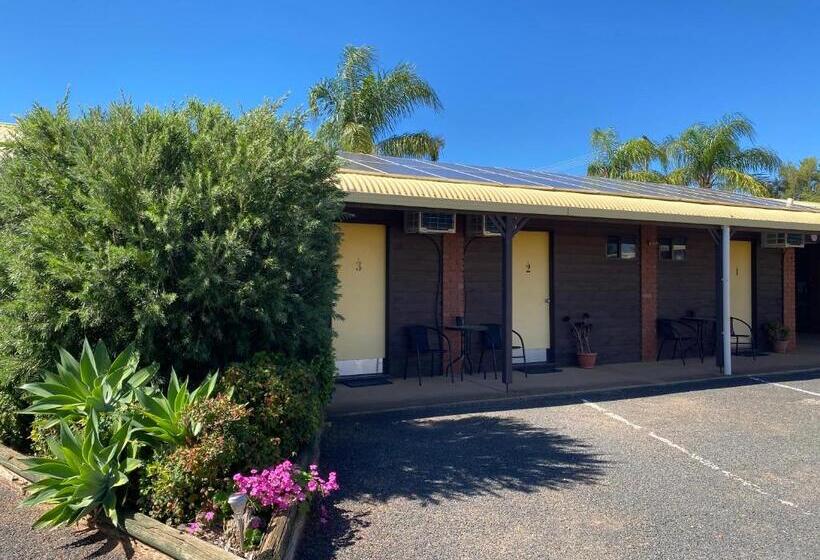 Мотель Country Roads