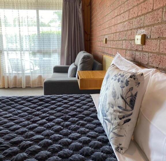 Мотель Country Roads