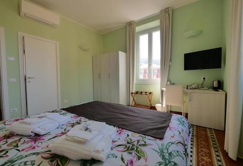 ペンション Amar