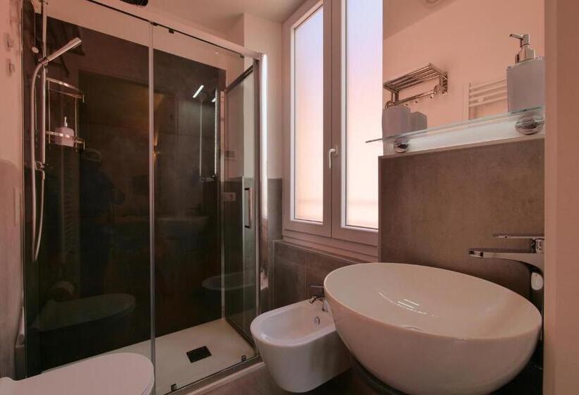 ペンション Amar