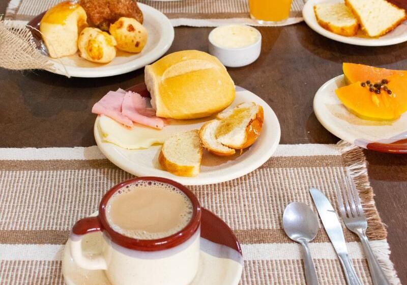 پانسیون Voa Pouso Aconchego De Minas