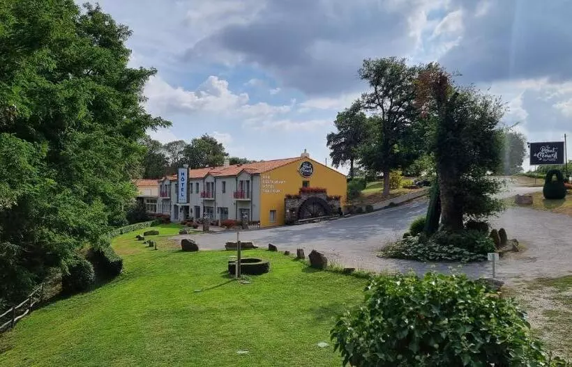 ホテル Pont De Senard