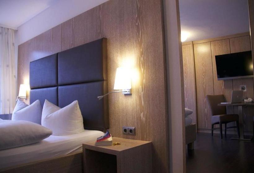 ホテル & Apartments Böhm