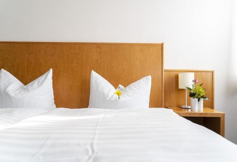 ホテル & Apartments Böhm