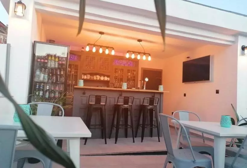 Hotelli Villa Otivar   Rio Verde