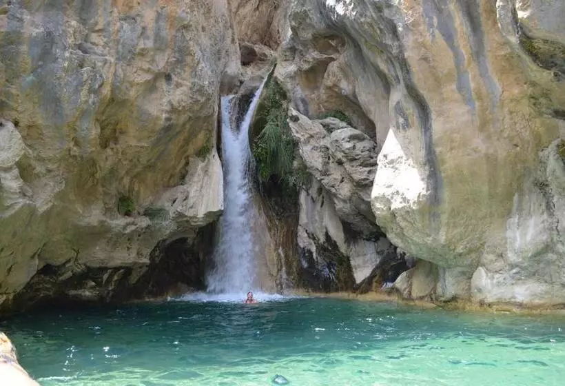 Hotelli Villa Otivar   Rio Verde